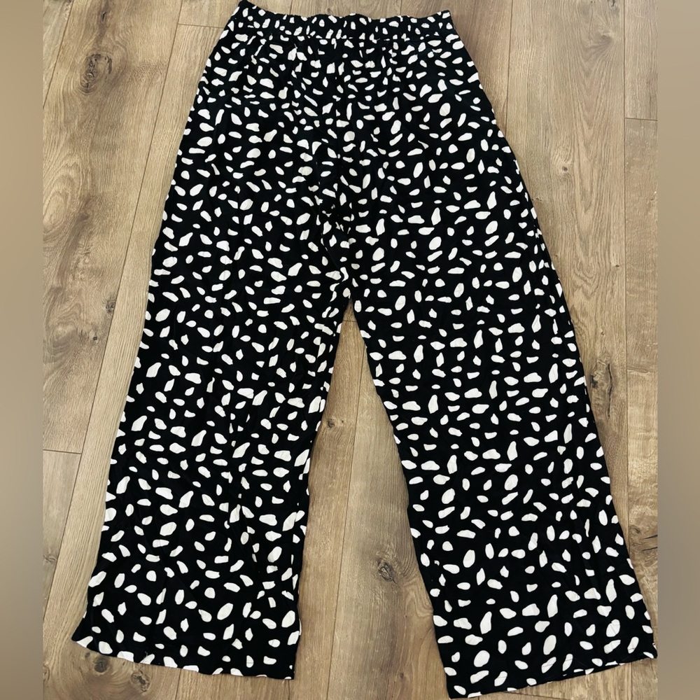 Black and White Patterned Pants